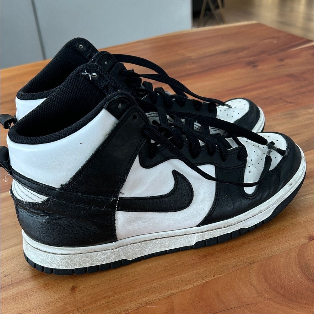 Nike Panda Black and White Hightop Dunks sz 8.5 men’s or 42